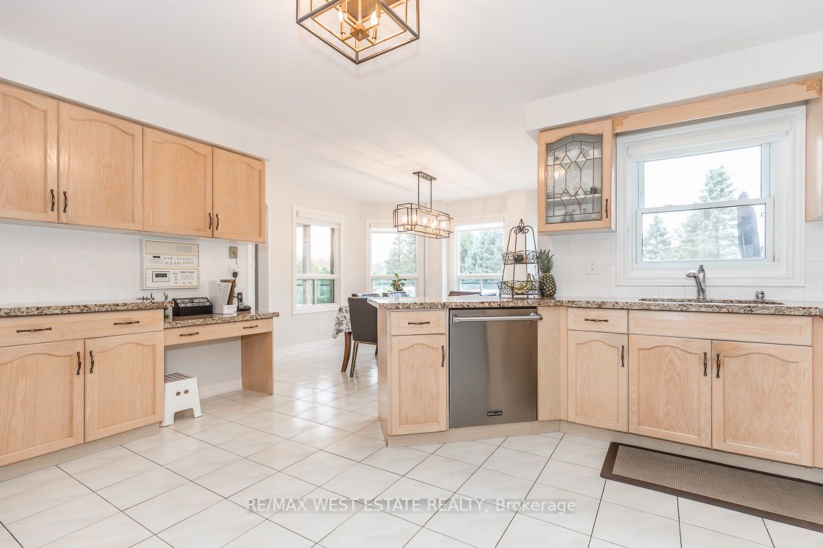 41 Mccauley Drive
