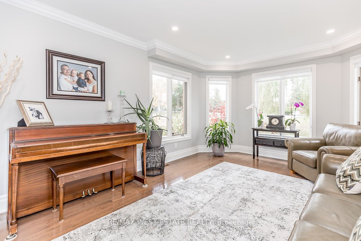 41 Mccauley Drive