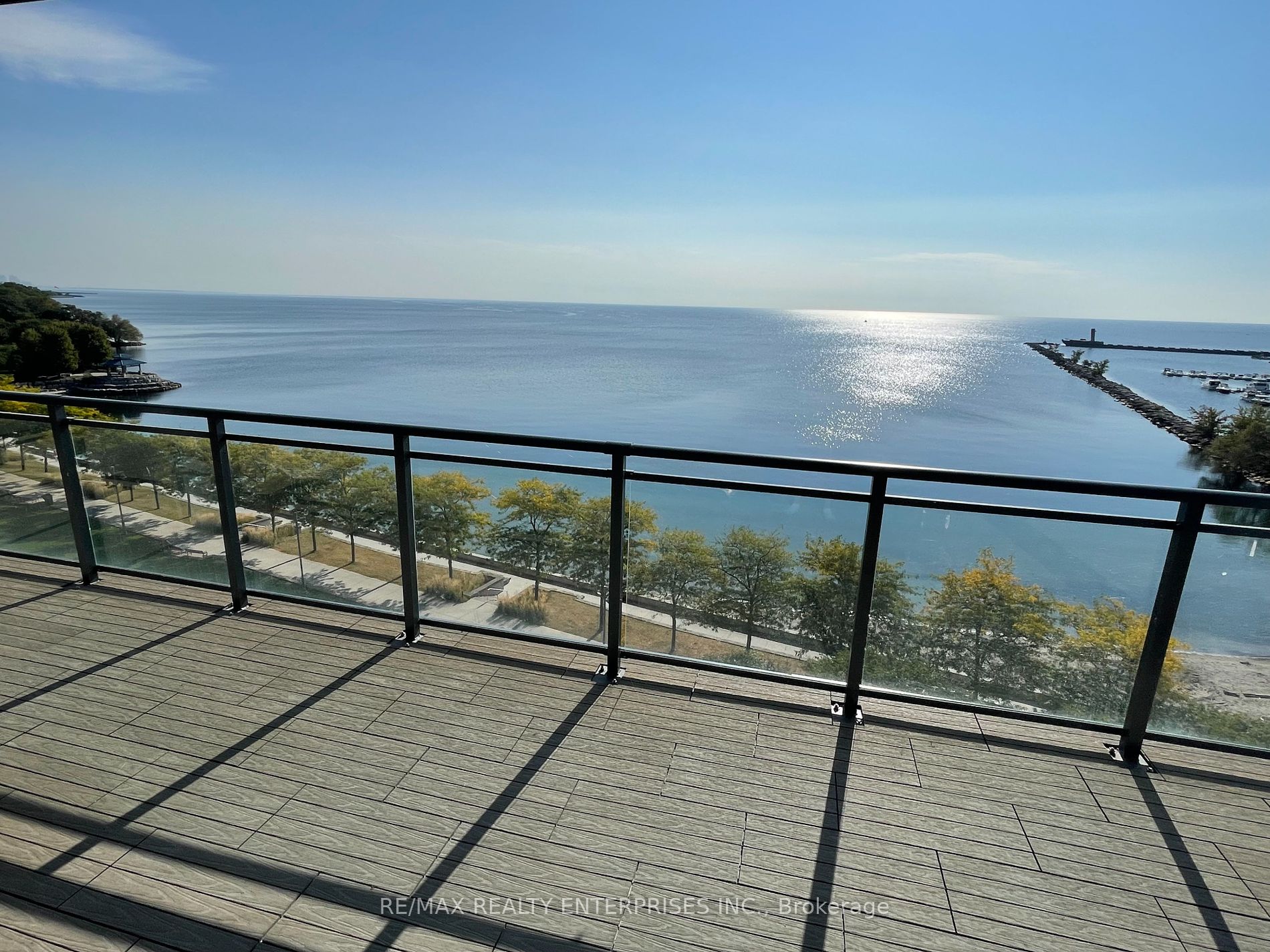 55 Port St E, #702