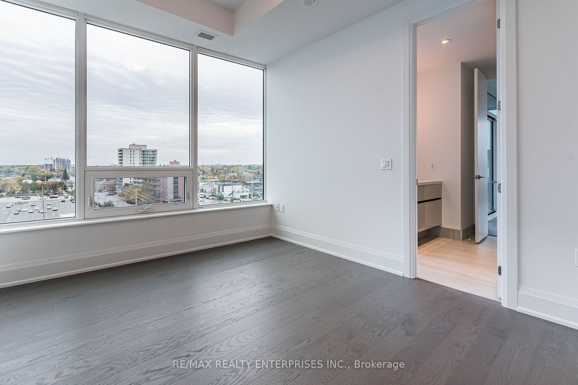 55 Port St E, #702