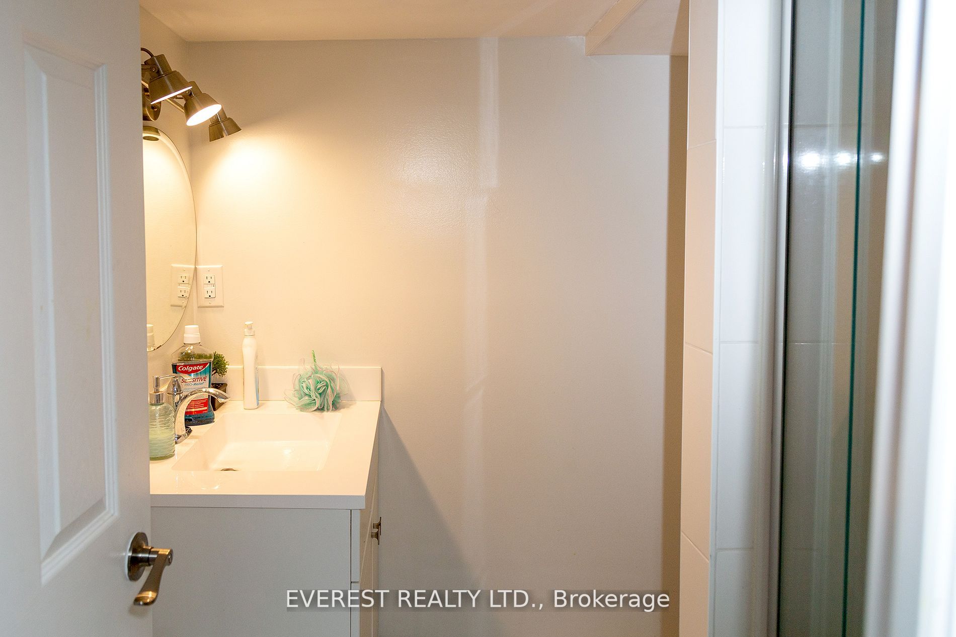 900 Central Park Dr, #113