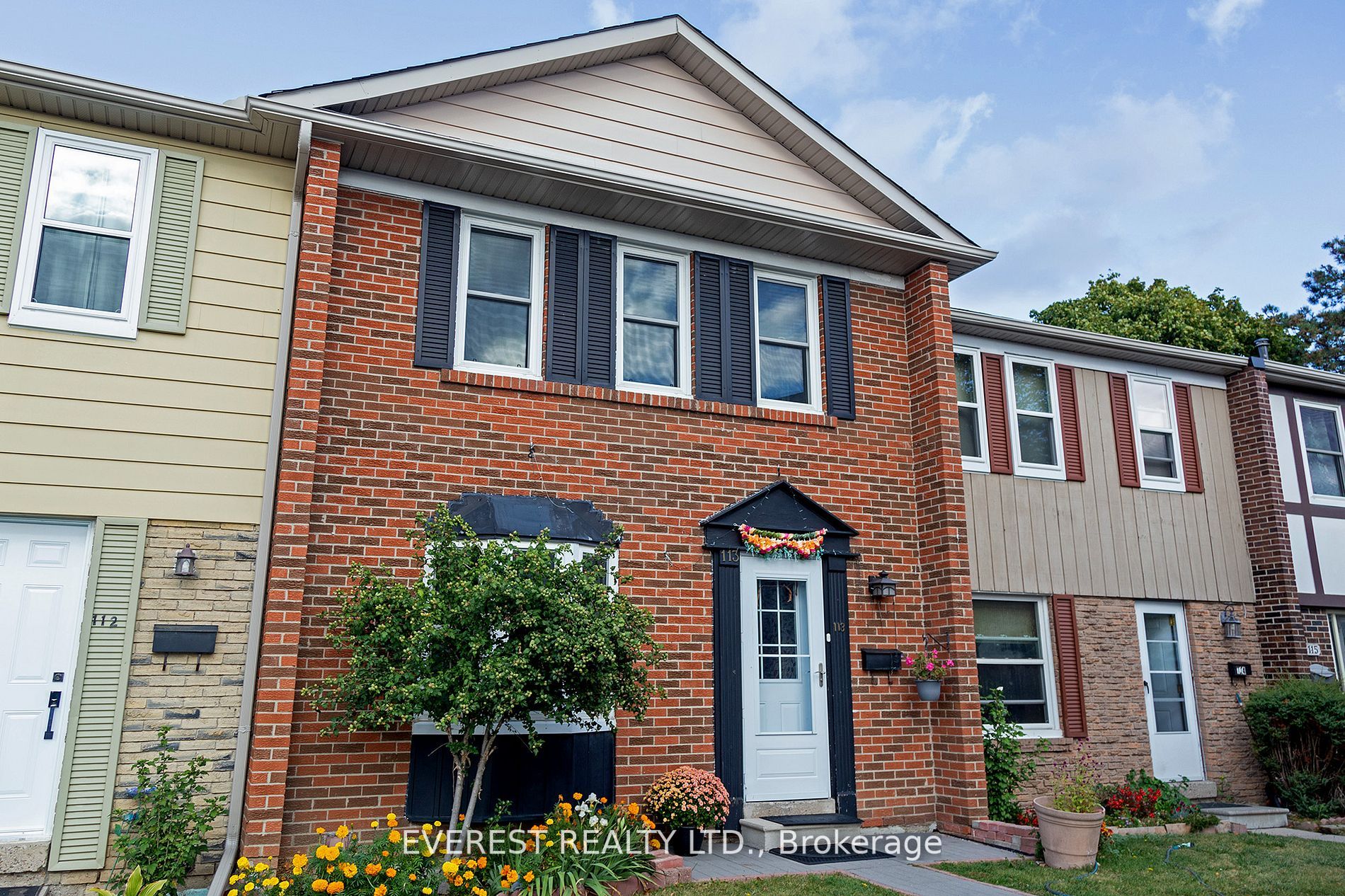 900 Central Park Dr, #113
