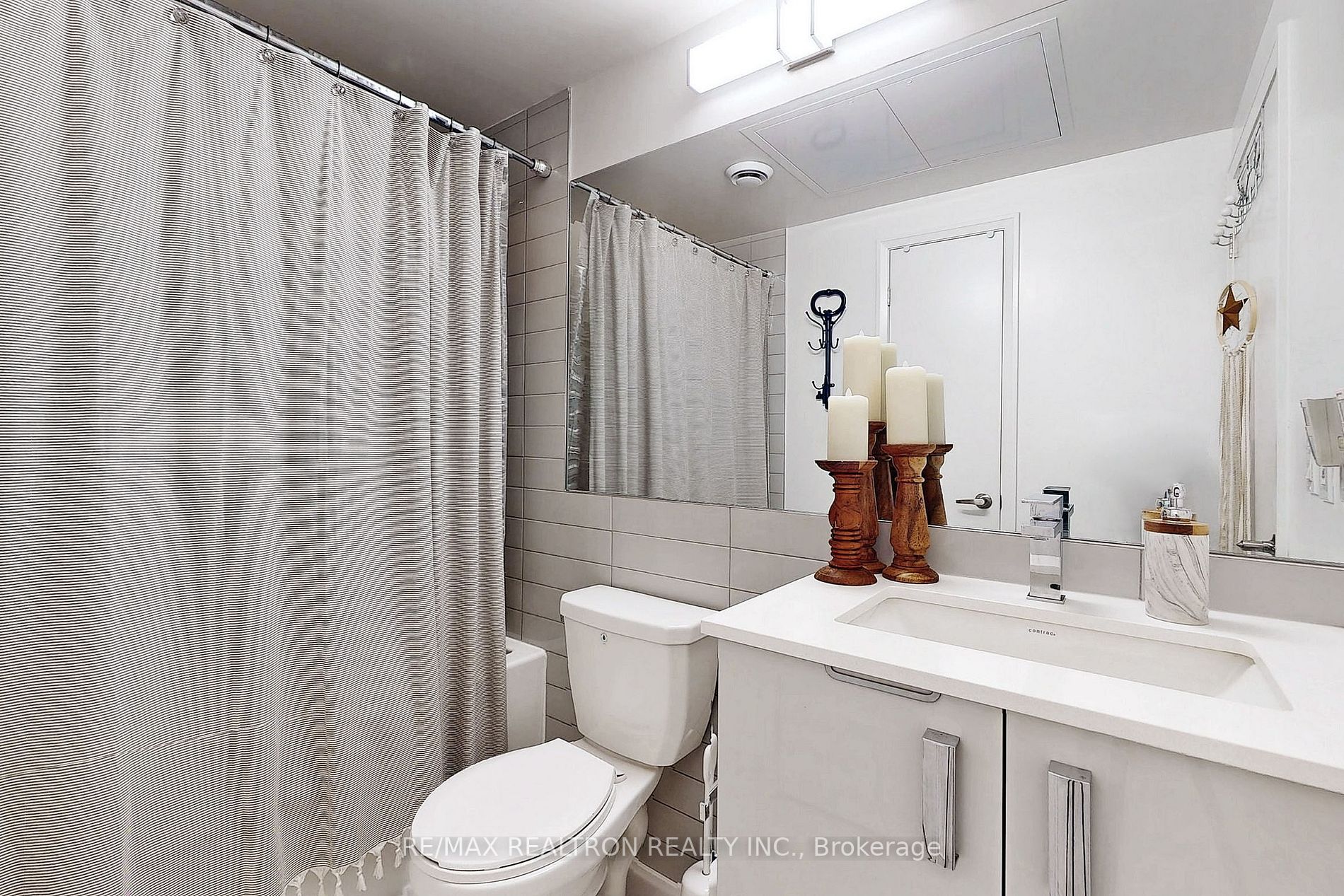 30 Gibbs Rd, #2703