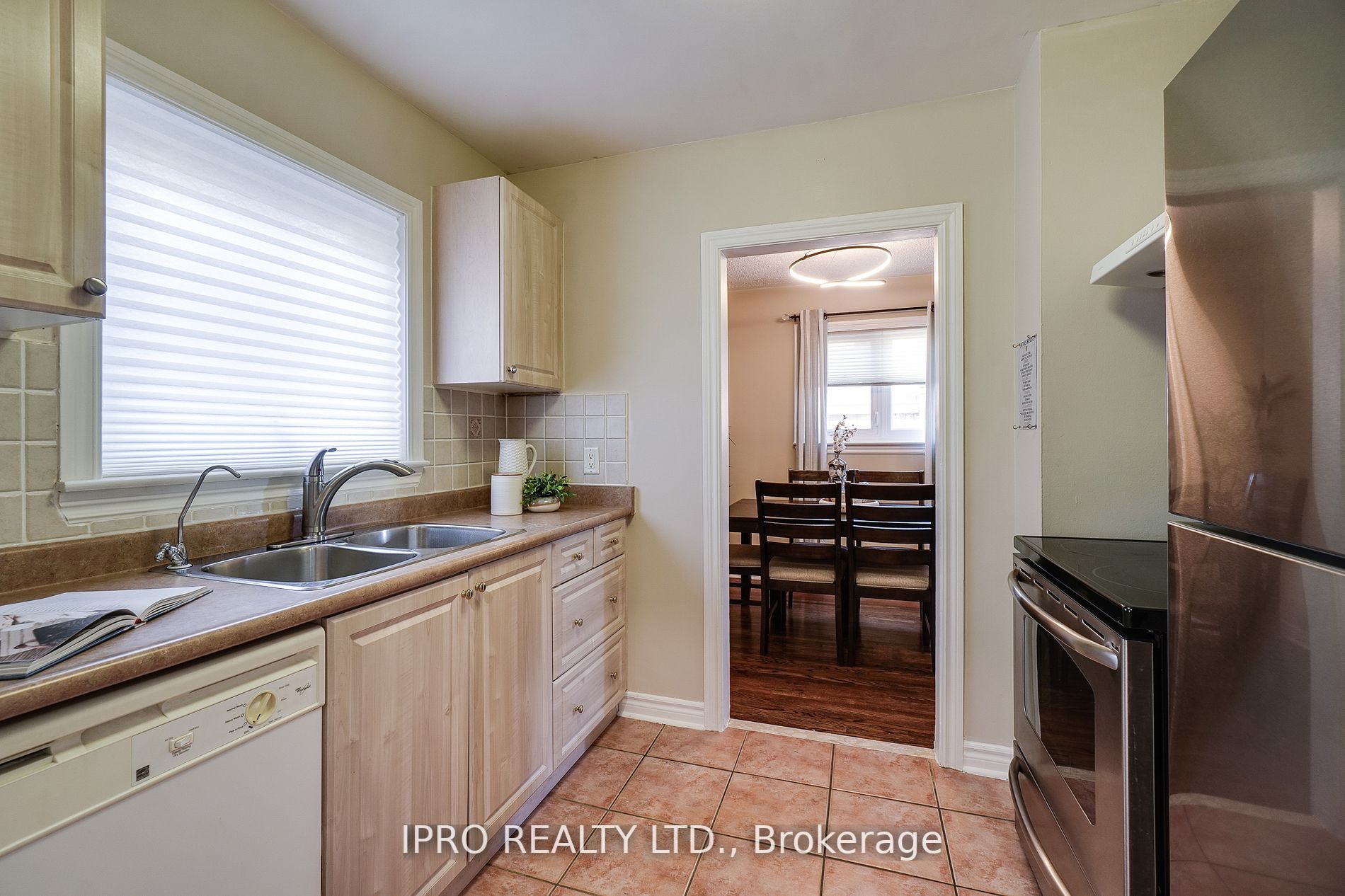 176 Townhouse Cres, #47