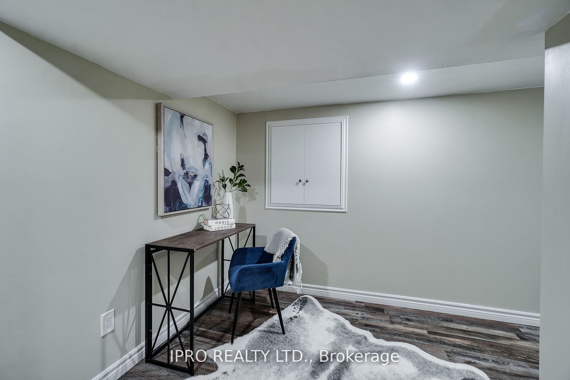 176 Townhouse Cres, #47