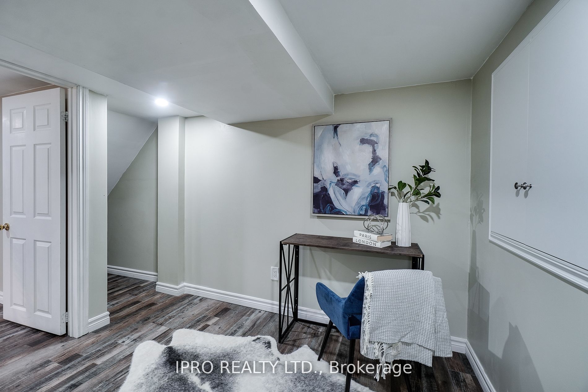 176 Townhouse Cres, #47