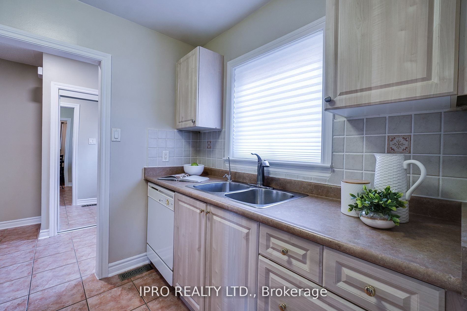 176 Townhouse Cres, #47