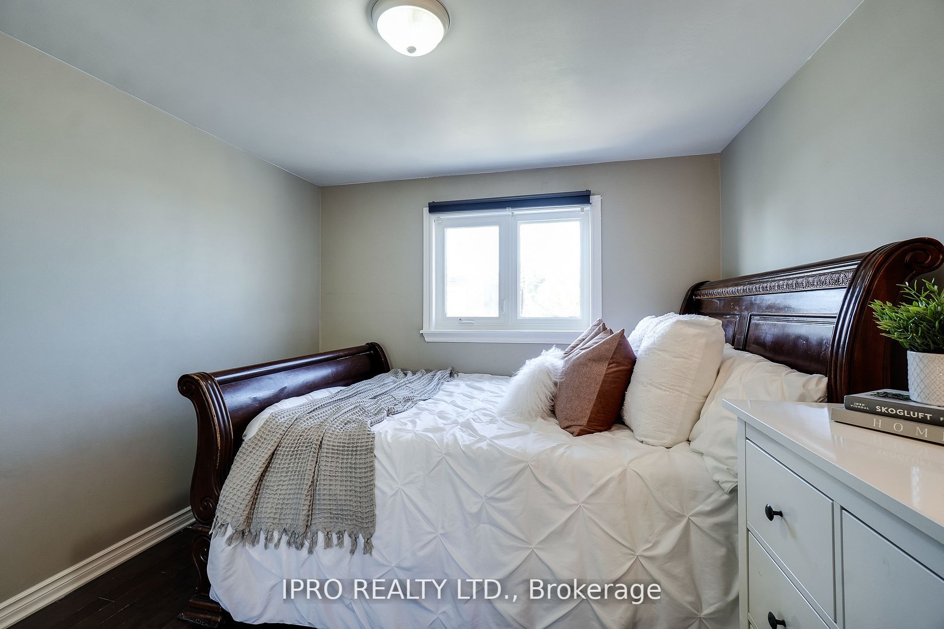 176 Townhouse Cres, #47