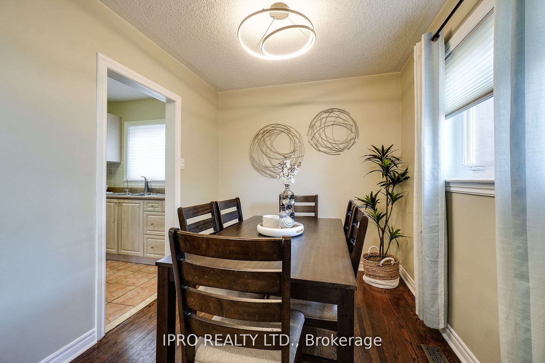 176 Townhouse Cres, #47