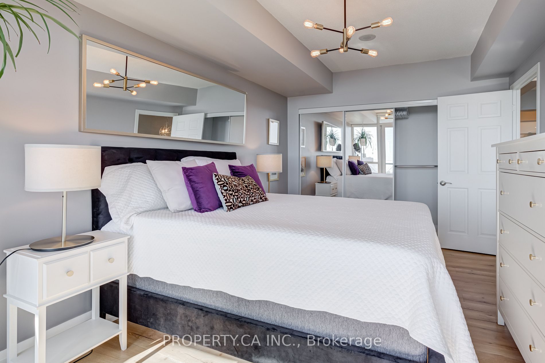 2230 Lake Shore Boulevard W, #1501