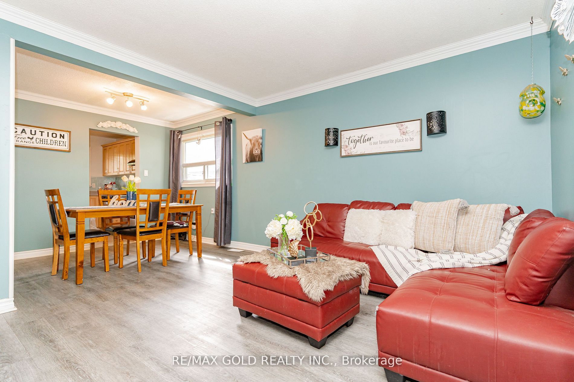 7 Jennifer Sq