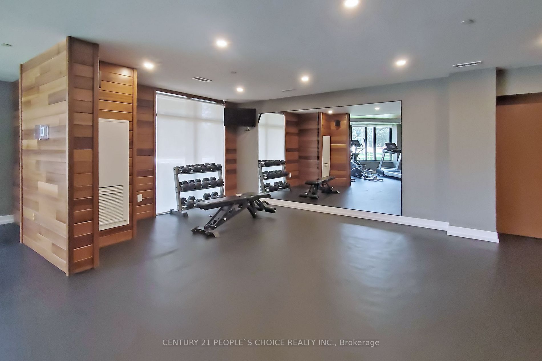 320 Plains Rd E, #314