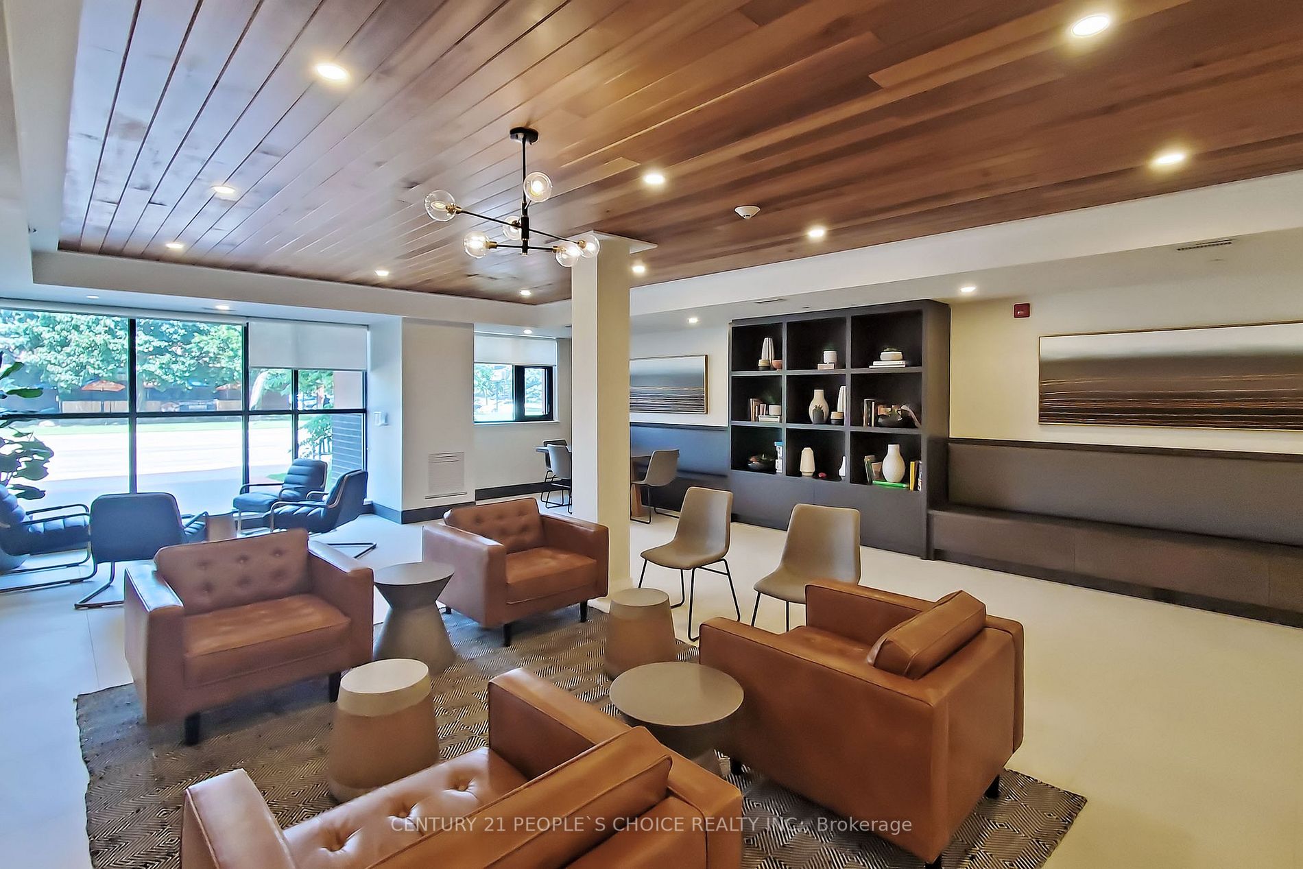 320 Plains Rd E, #314