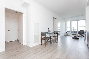 3005 Pine Glen Rd E, #404