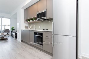 3005 Pine Glen Rd E, #404
