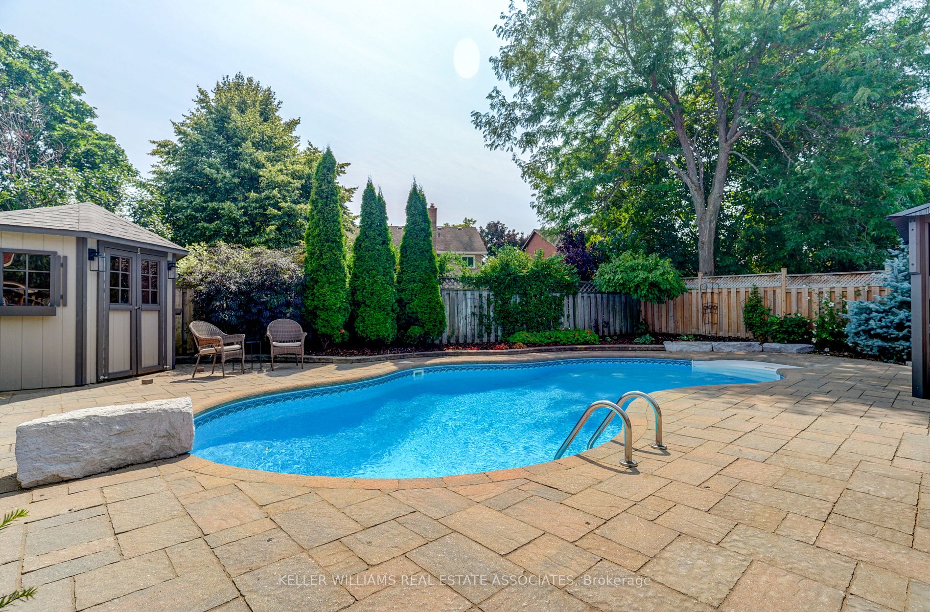22 Nixon Crescent
