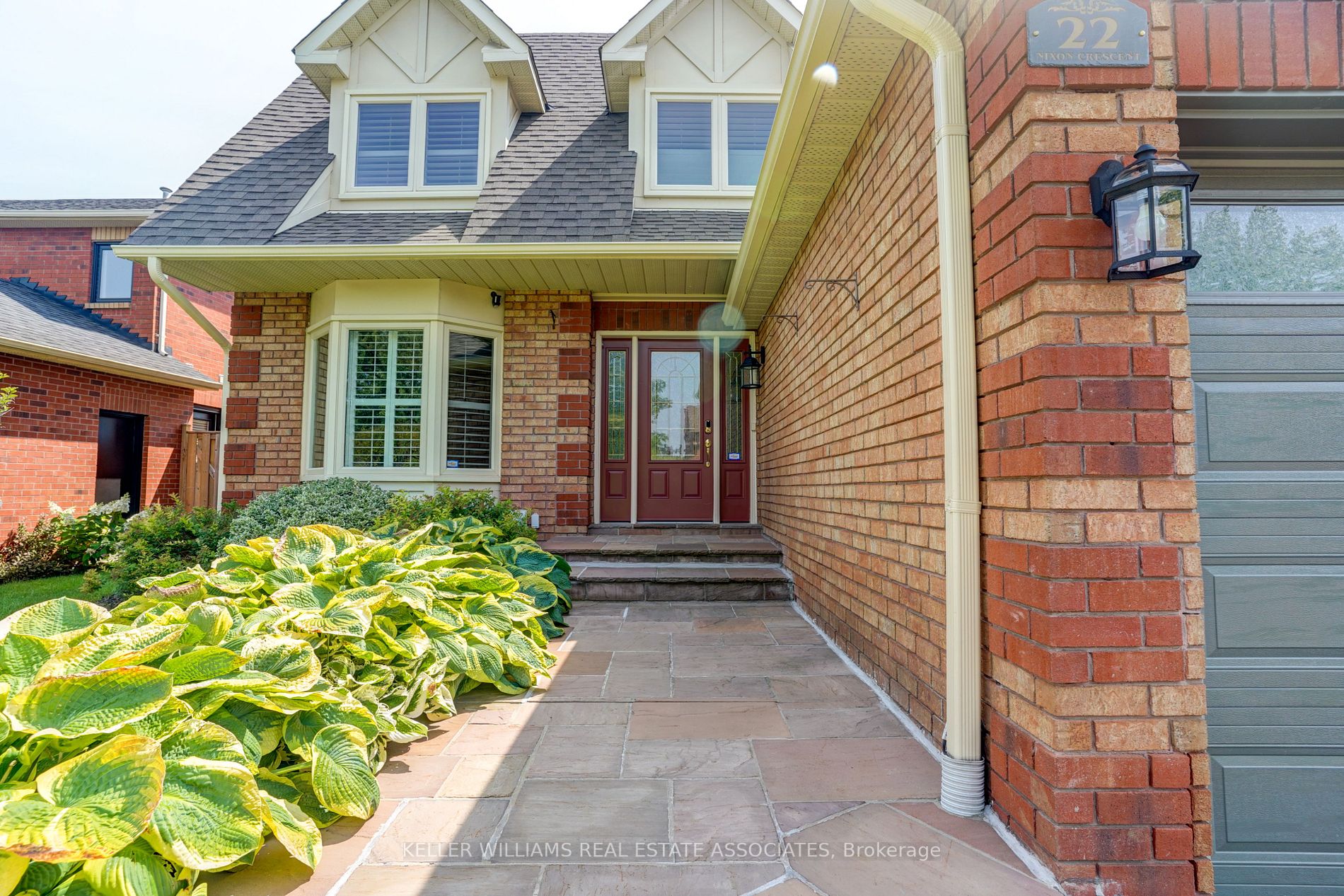 22 Nixon Crescent