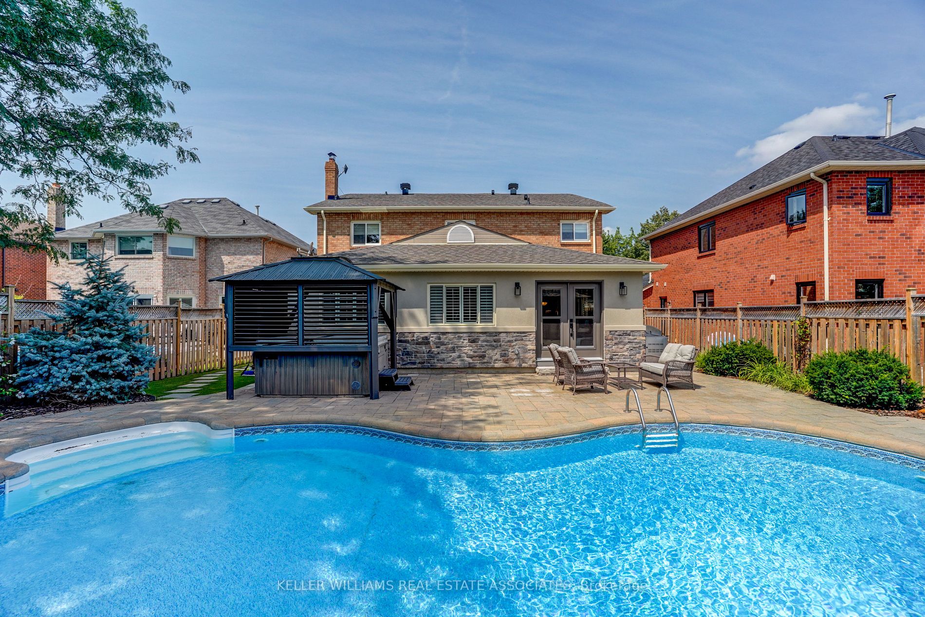 22 Nixon Crescent