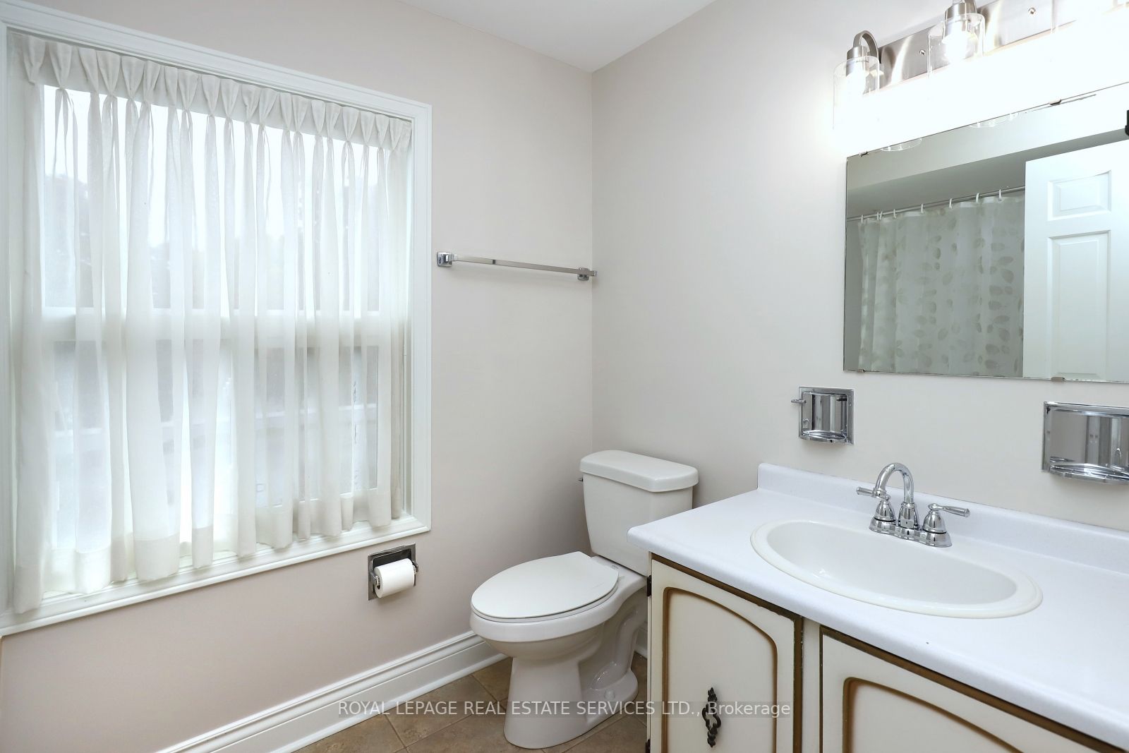 1458 Flaminia Crt