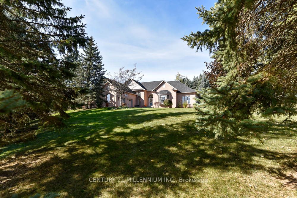 6 Inglenook Court
