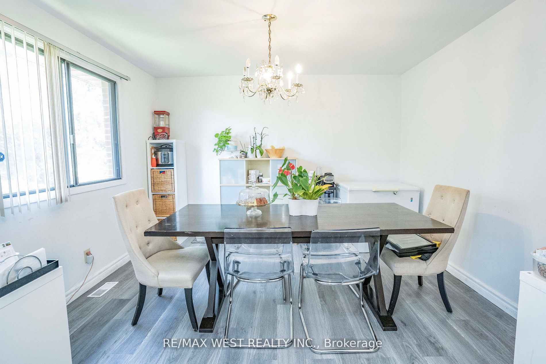 114 Lexfield Ave