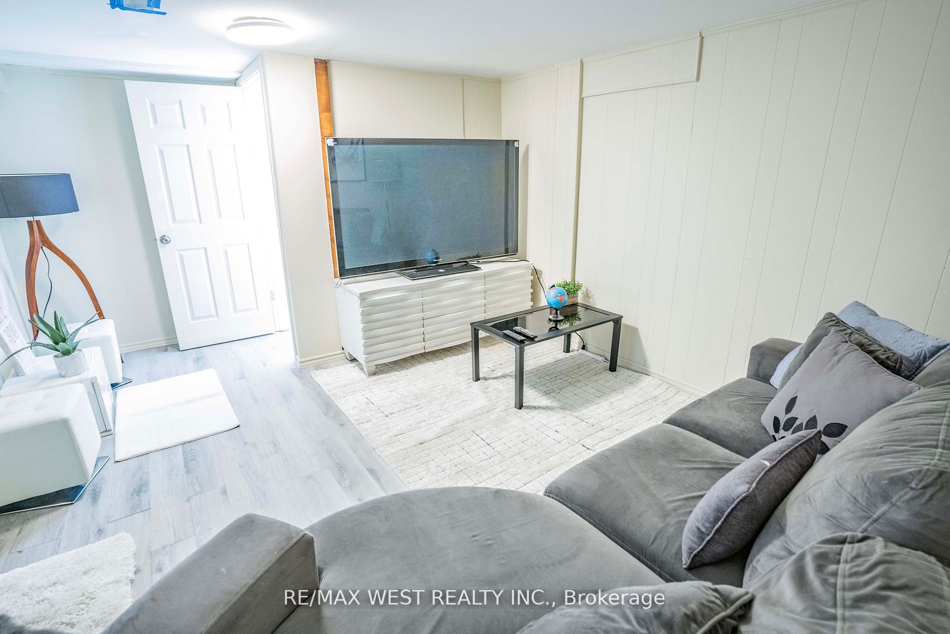 114 Lexfield Ave