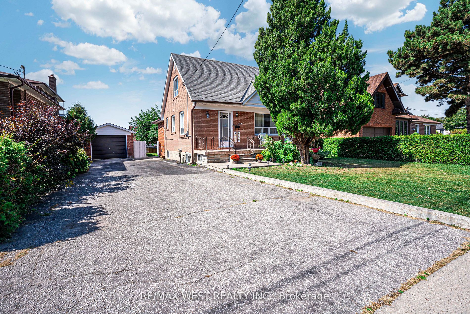 114 Lexfield Ave