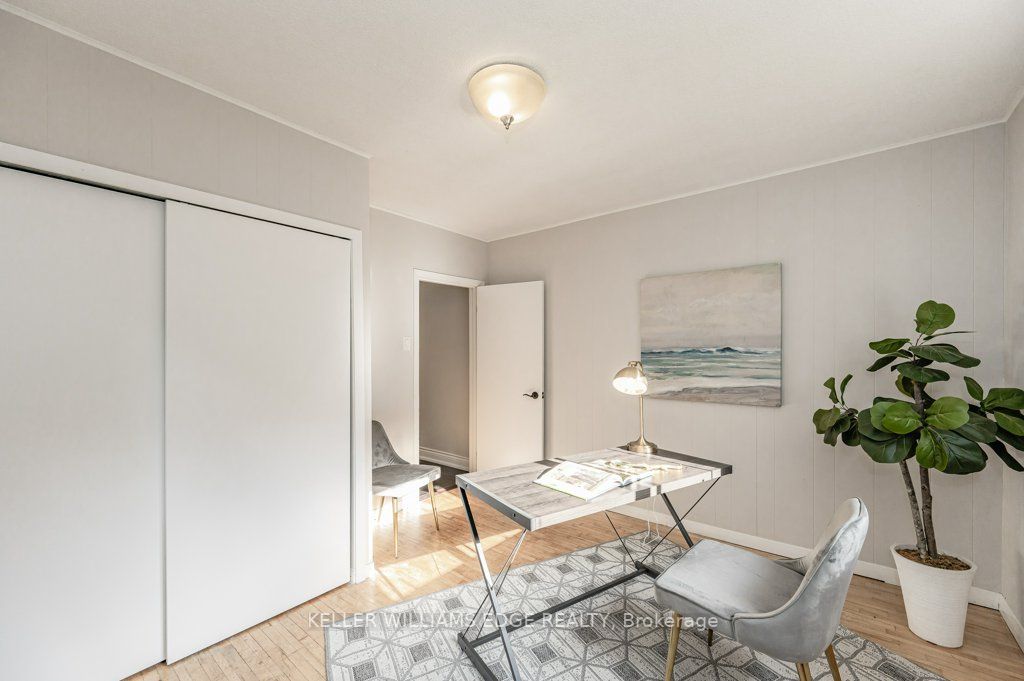 1036 Marley Cres