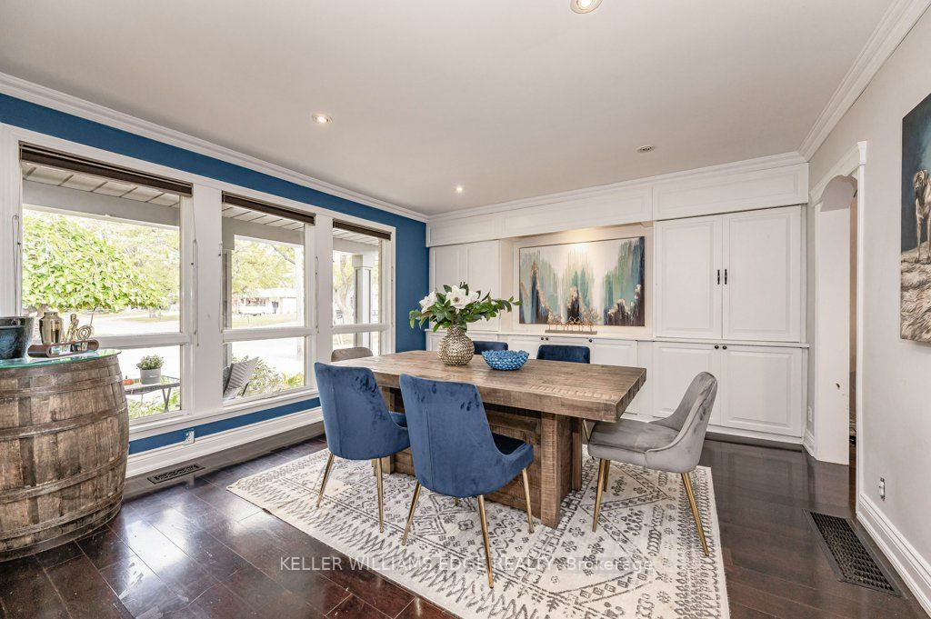 1036 Marley Cres