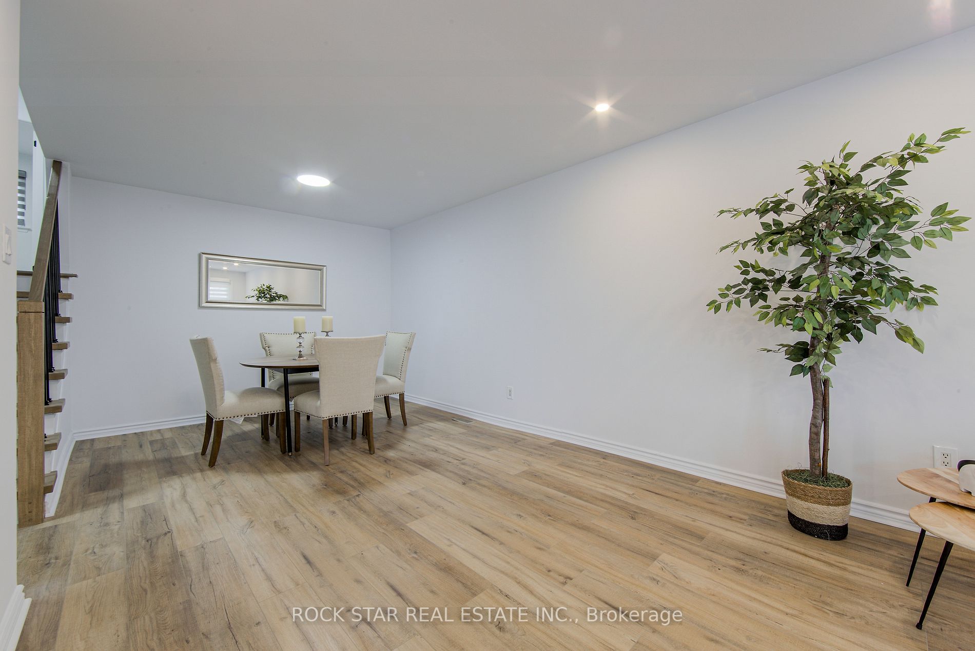 70 Wilton Dr