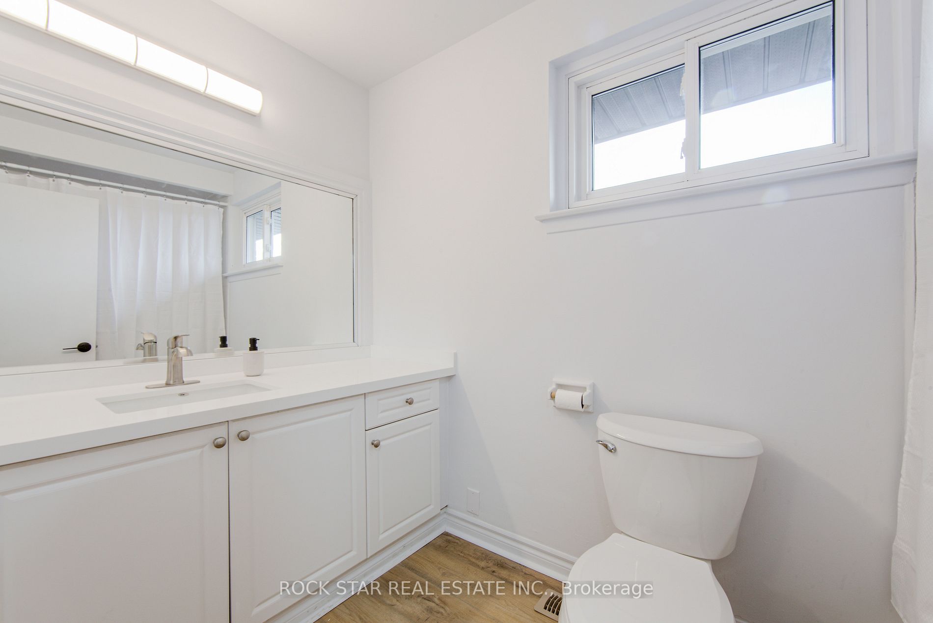 70 Wilton Dr