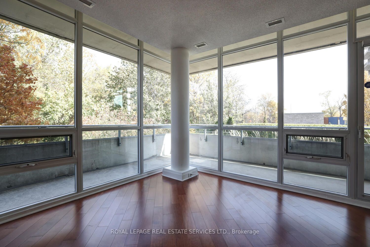 1055 Southdown Rd, #104
