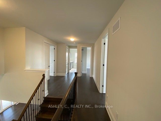 53 Holly Lane
