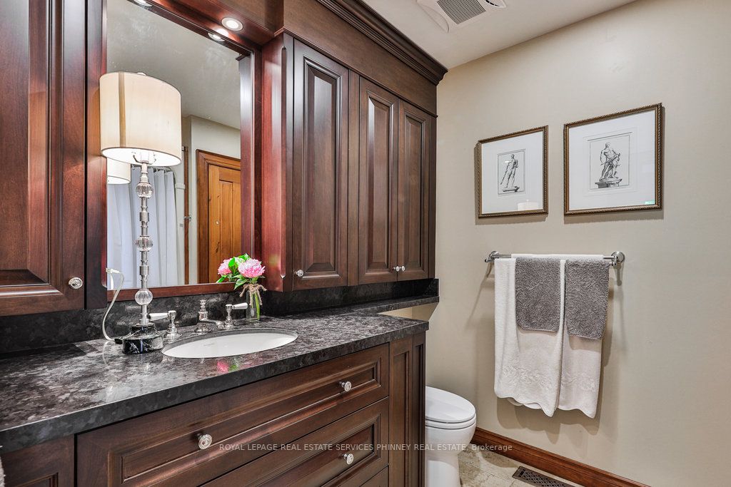 10 Southridge Tr