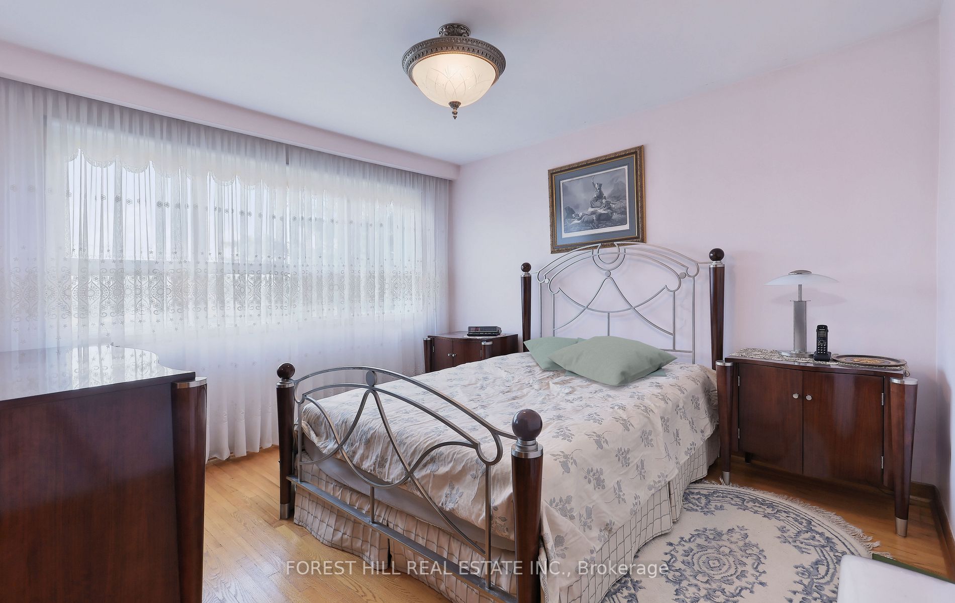 51 Lapp St