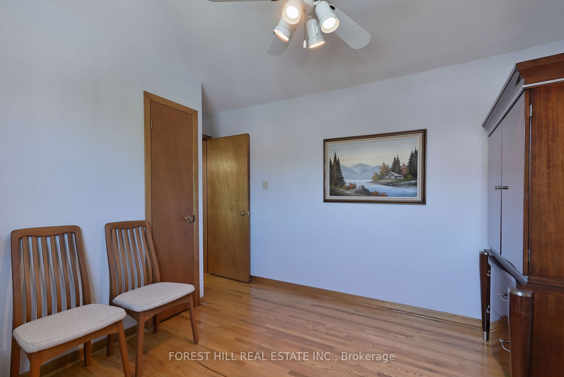 51 Lapp St