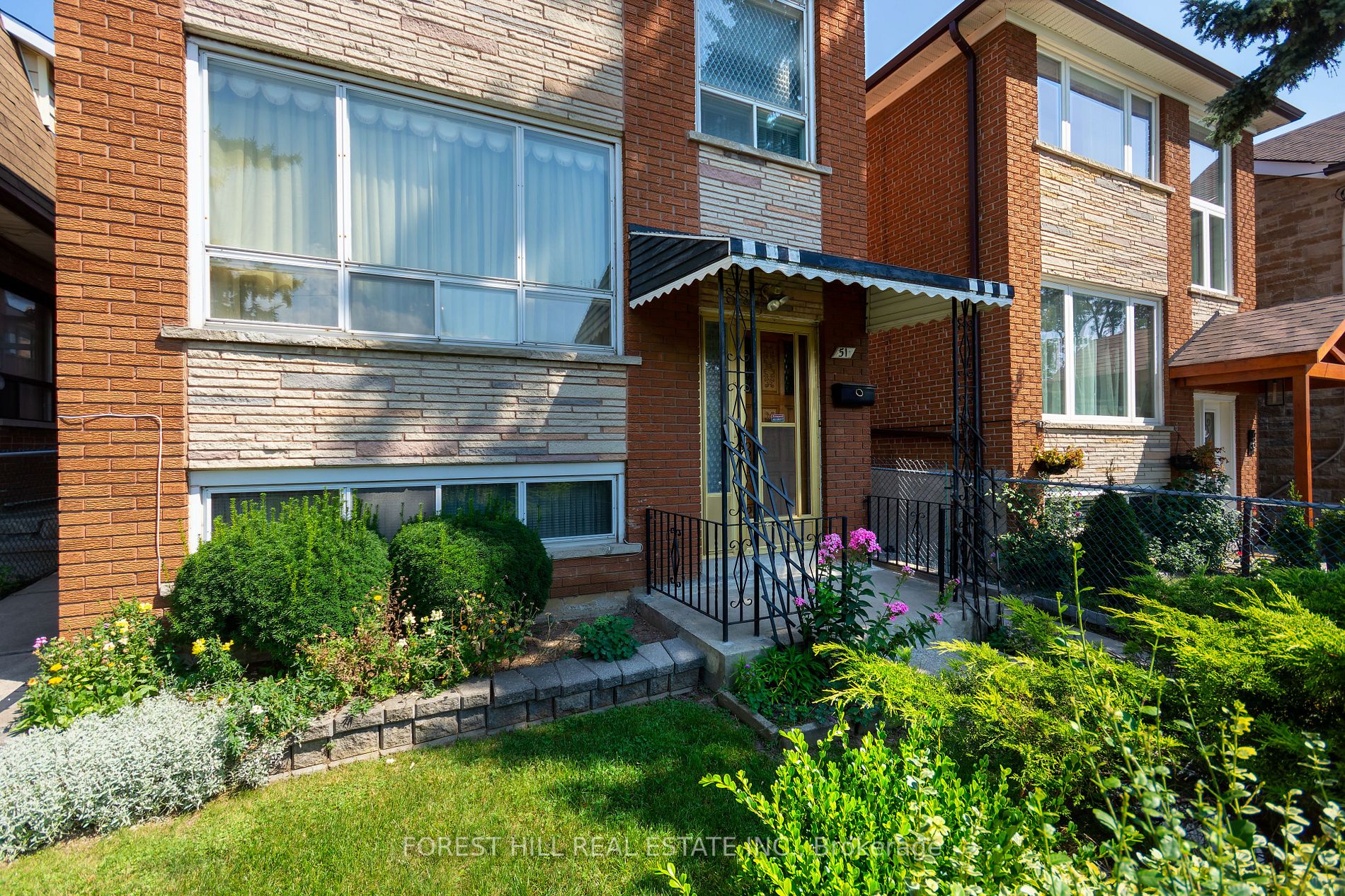 51 Lapp St