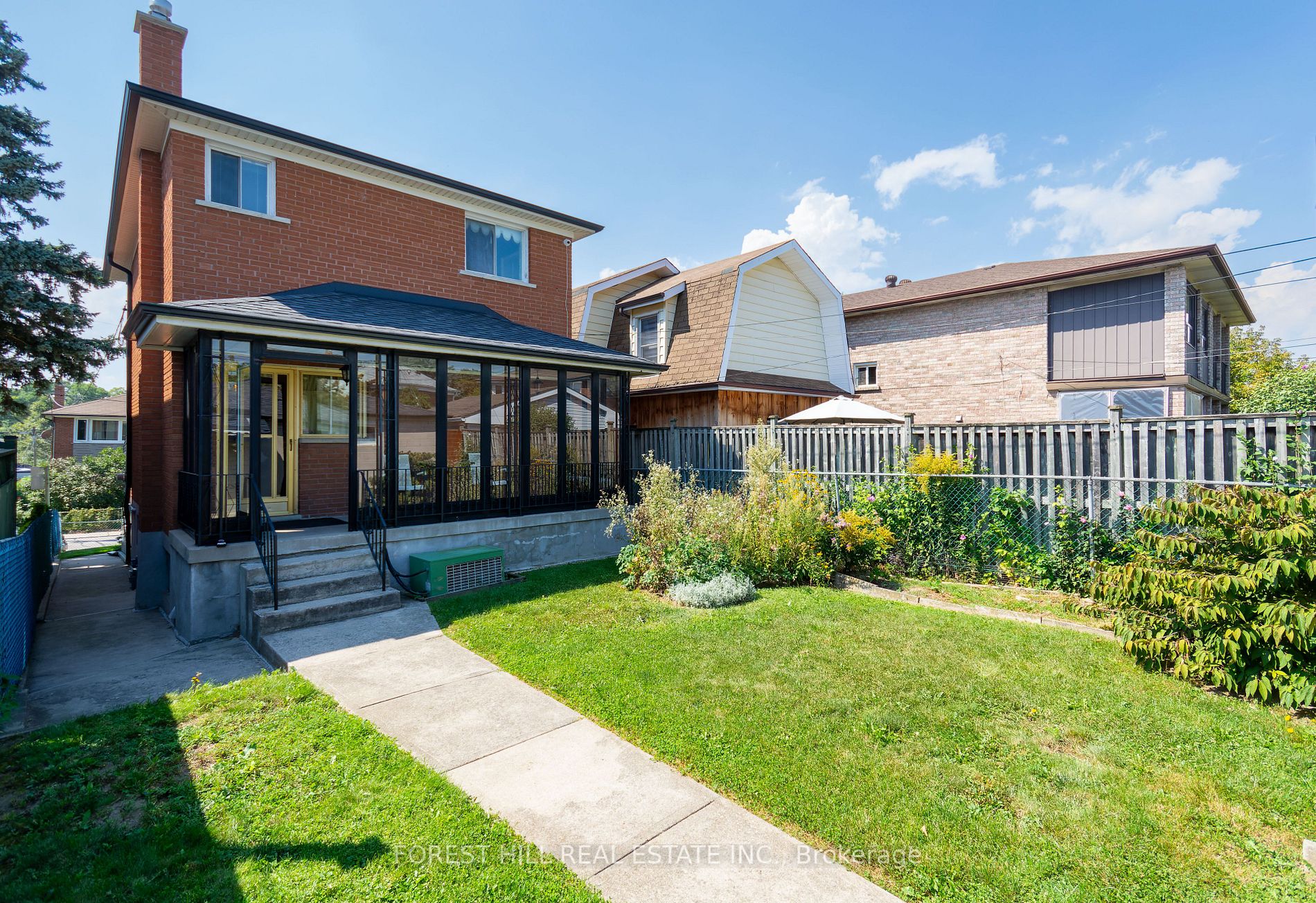 51 Lapp St