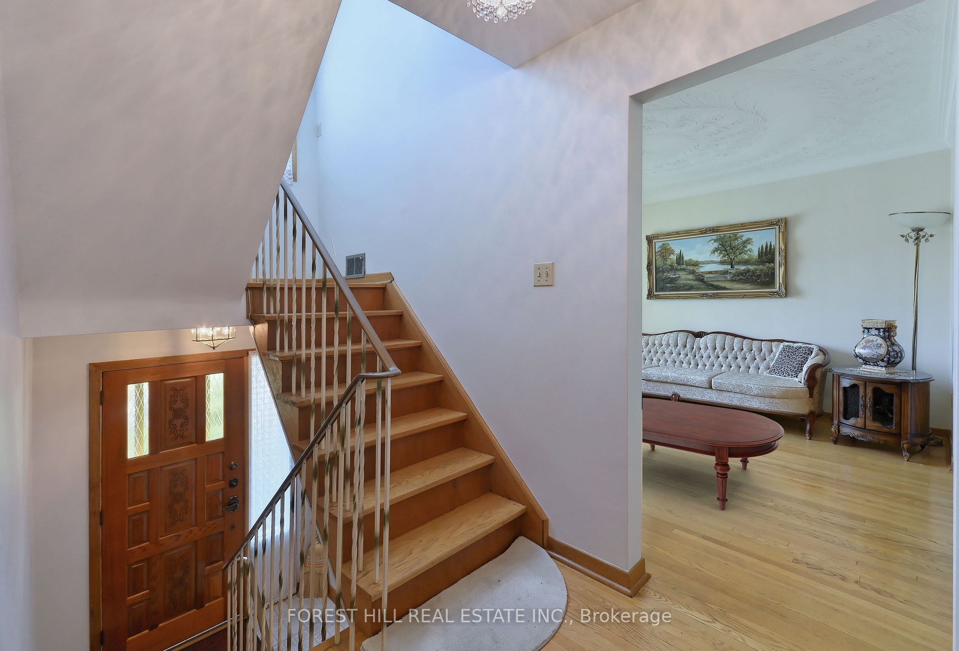 51 Lapp St