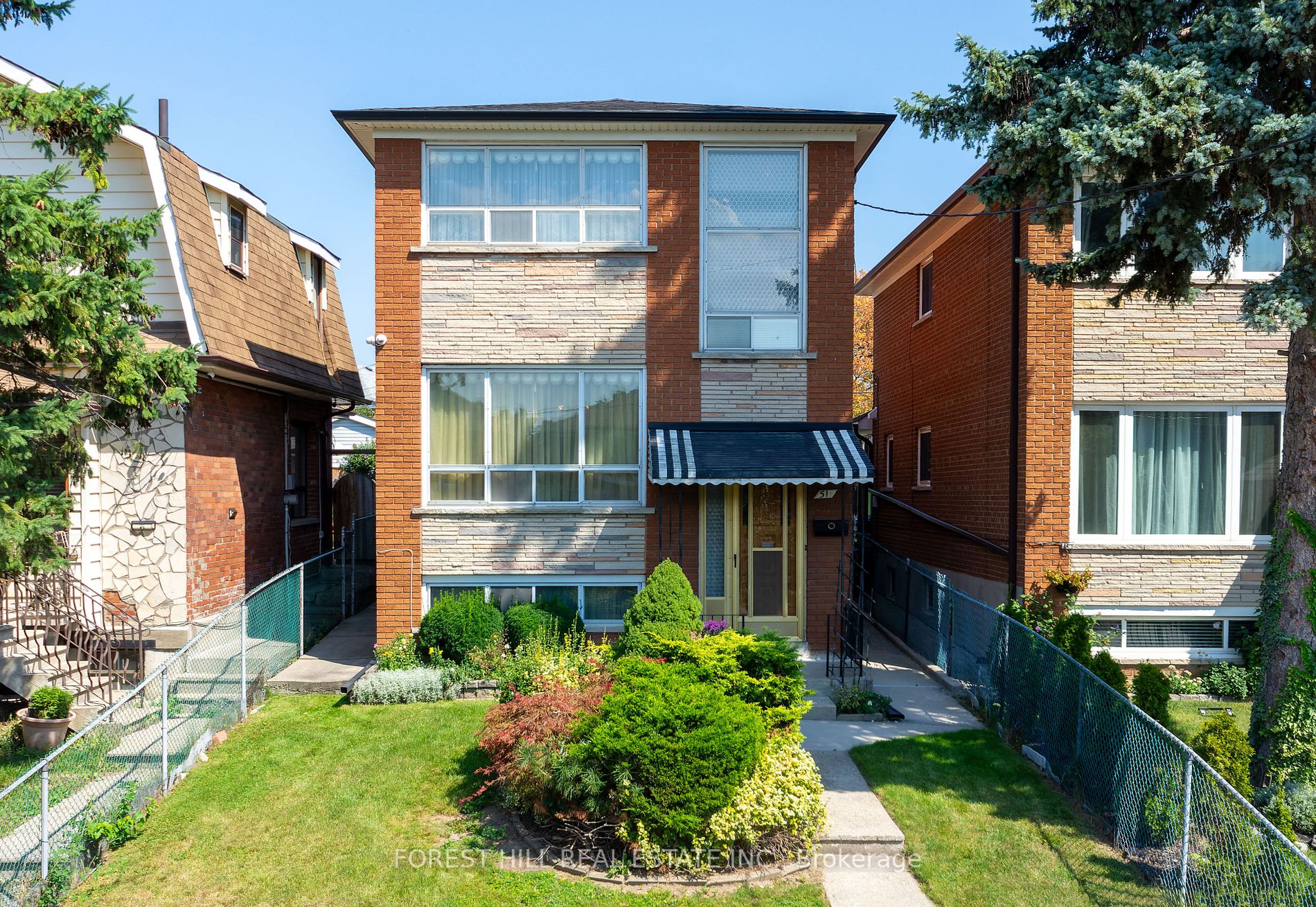 51 Lapp St