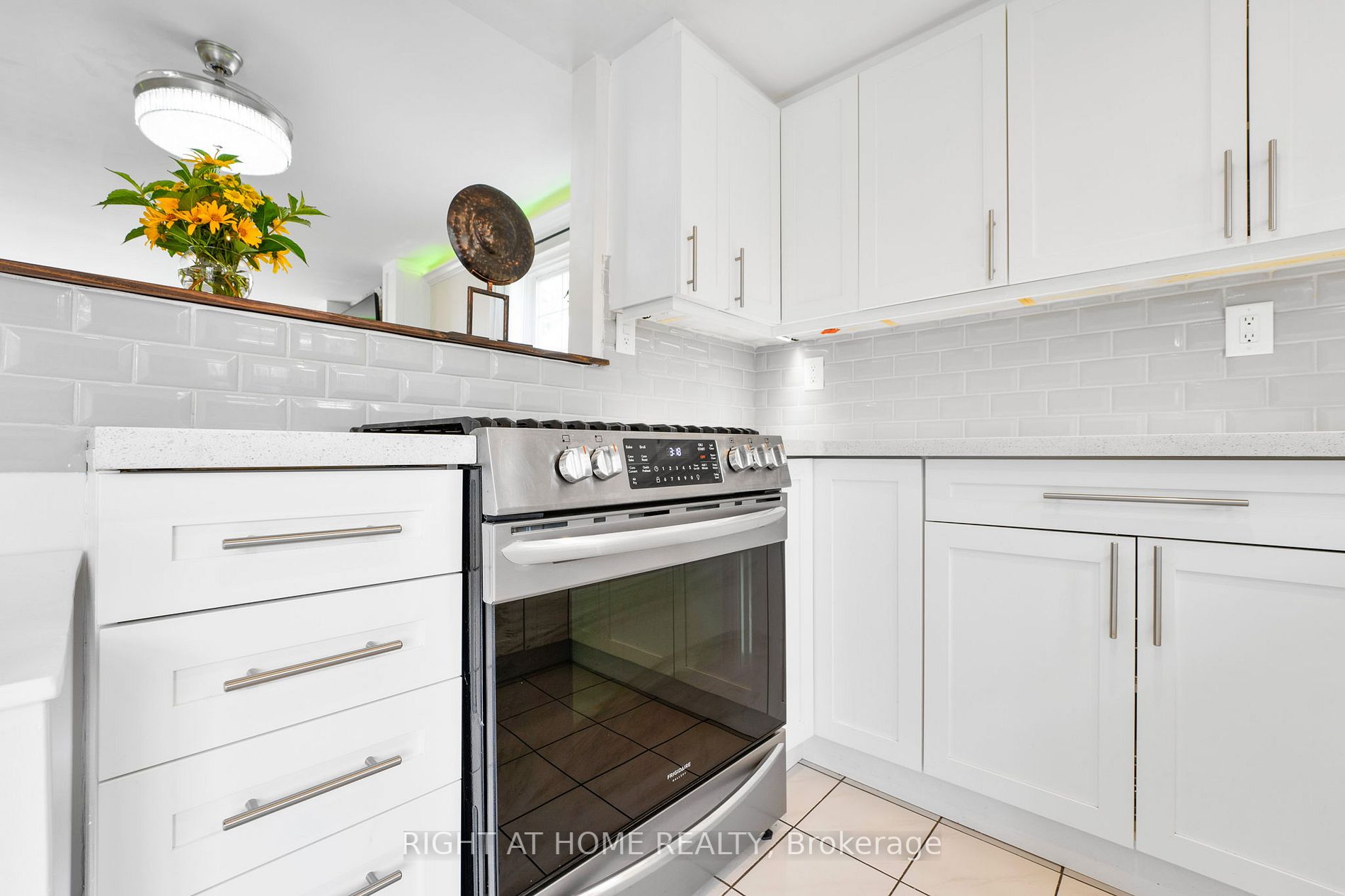 8 Kilmanagh Crt