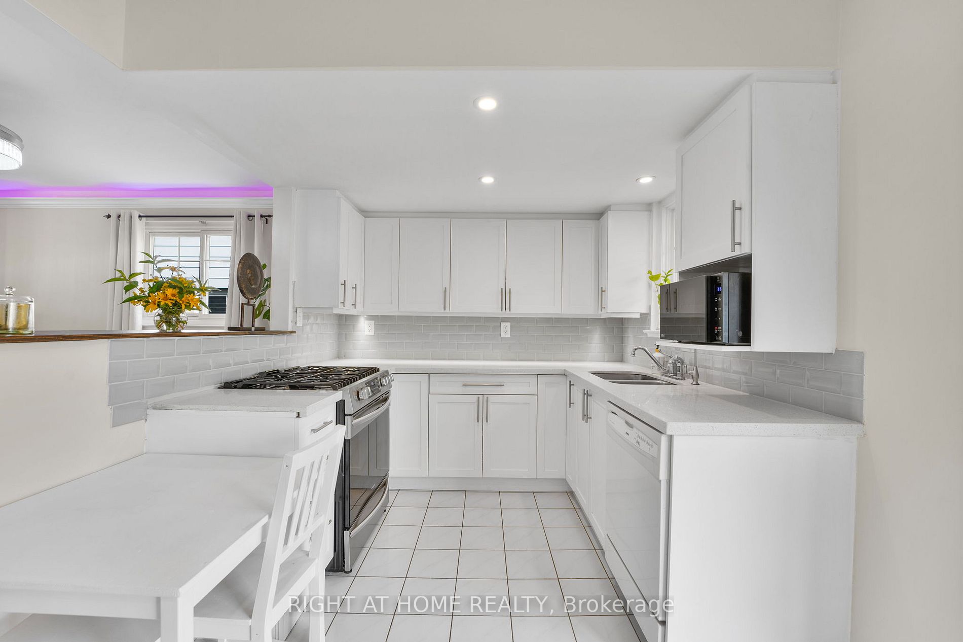 8 Kilmanagh Crt