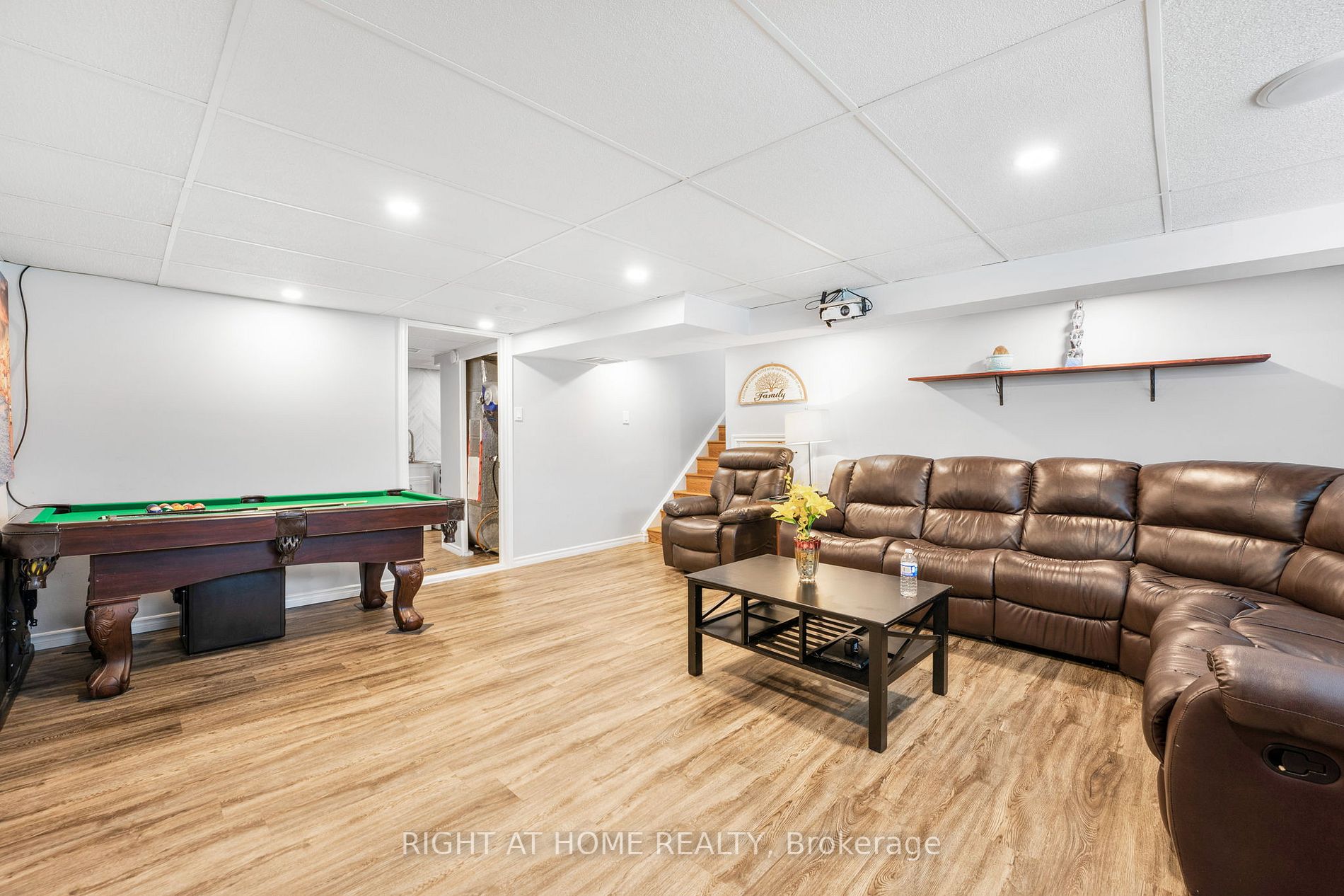 8 Kilmanagh Crt