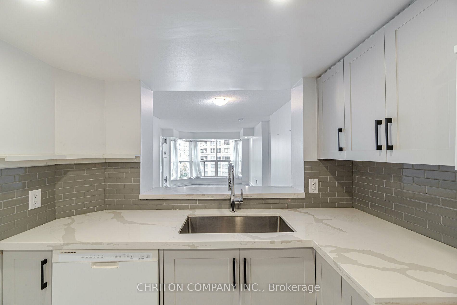 325 Webb Dr, #806