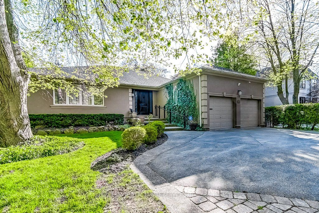 406 Maple Grove Dr