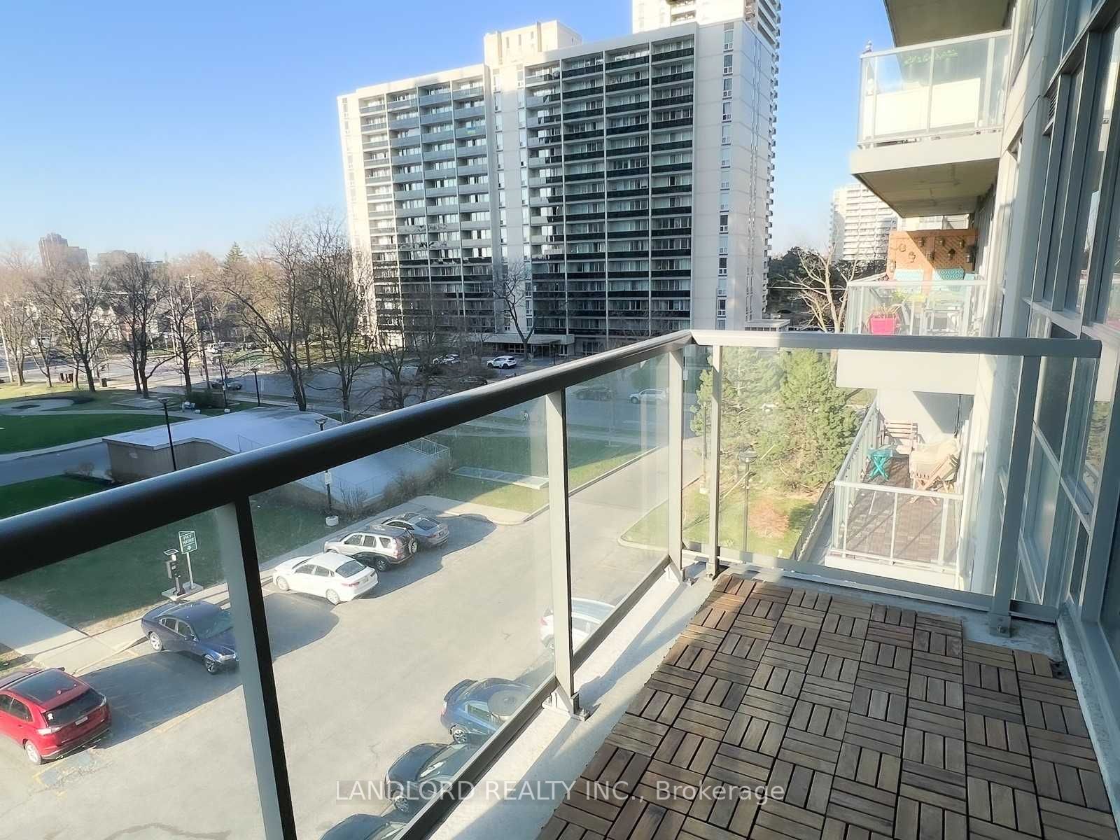 70 High Park Ave, #410