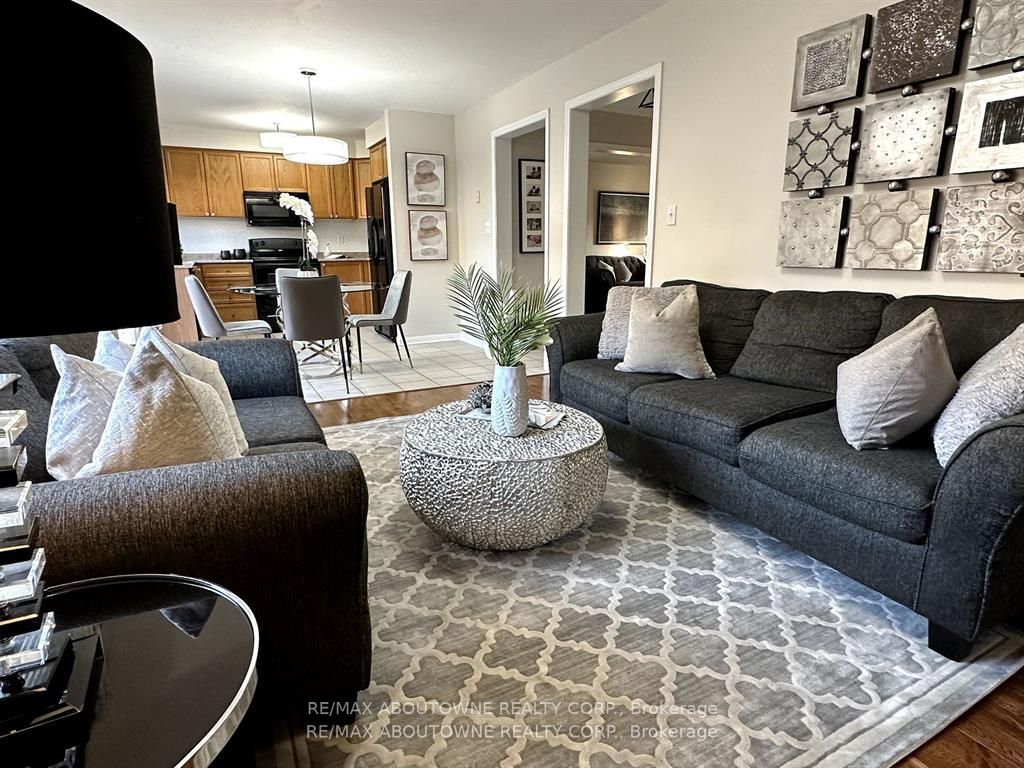 241 Brisdale Dr