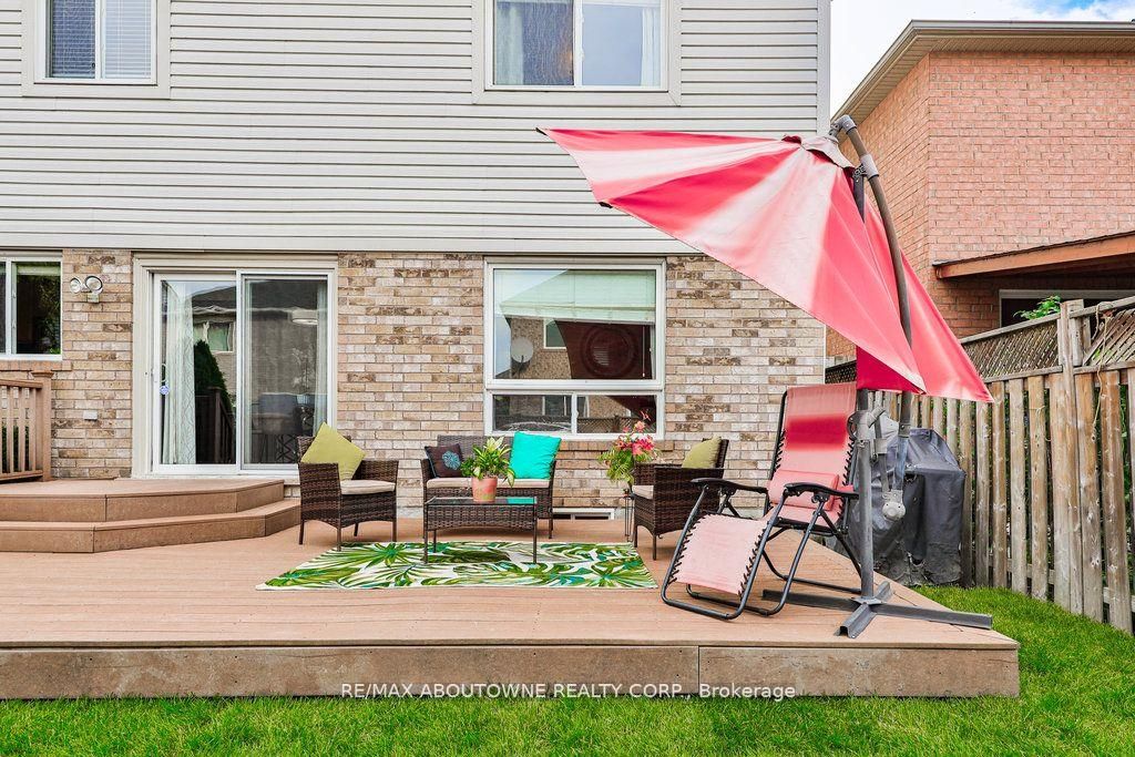 241 Brisdale Dr