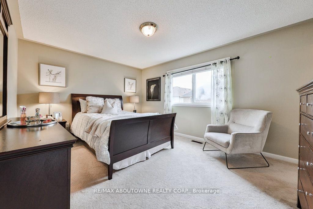 241 Brisdale Dr