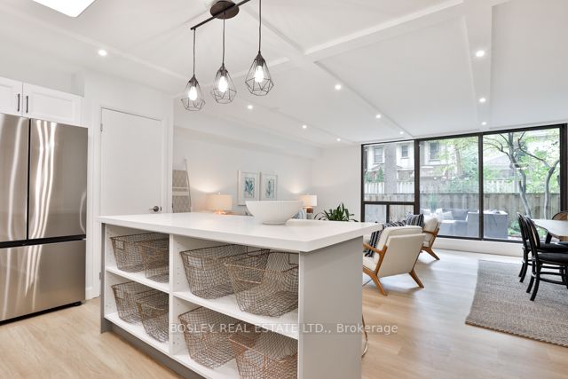 80 Quebec Ave, #114